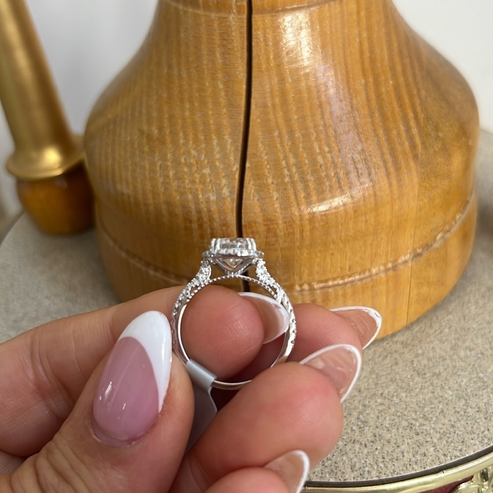 New 2ct Round cut Moissanite Engagement Ring 925 Sterling Silver size 6 7 8 9 10 - Picture 11 of 12